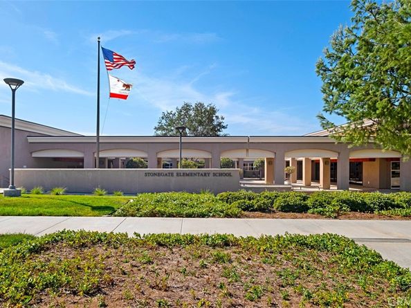 113 Saybrook, Irvine CA 92620