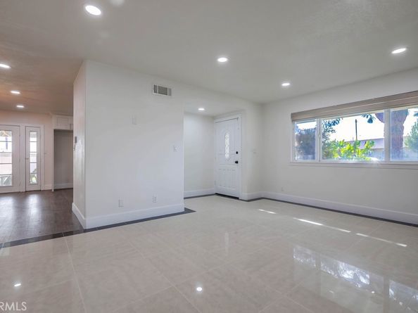 746 Hudson Avenue, Costa Mesa CA 92626