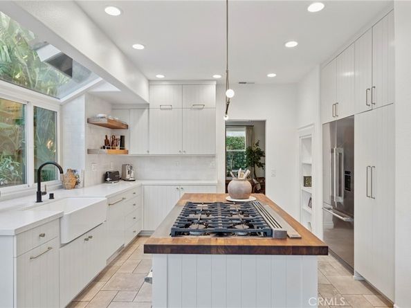 24882 Avenida Avalon, Laguna Hills CA 92653