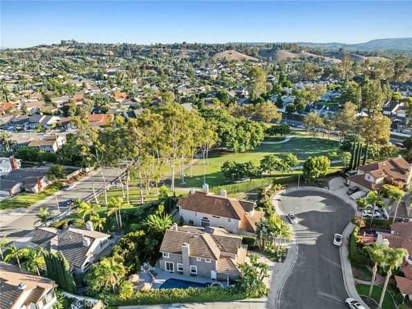 24882 Avenida Avalon, Laguna Hills CA 92653