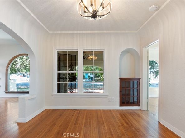 2085 Oregon Avenue, Long Beach CA 90806