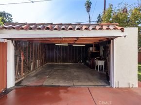 2085 Oregon Avenue, Long Beach CA 90806