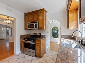 2085 Oregon Avenue, Long Beach CA 90806