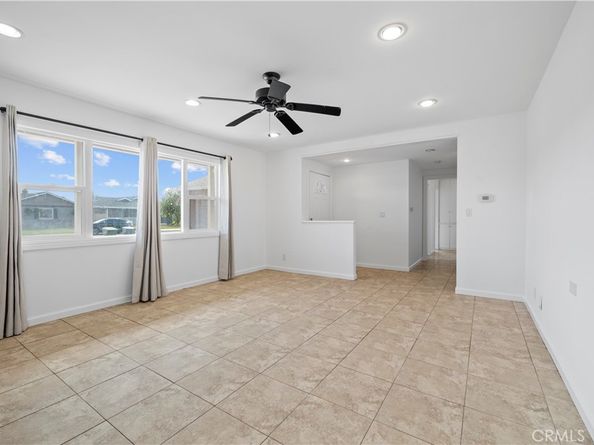 17391 Meer Circle, Huntington Beach CA 92647