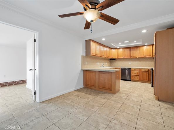 17391 Meer Circle, Huntington Beach CA 92647