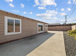 17391 Meer Circle, Huntington Beach CA 92647