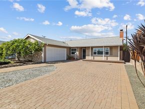 17391 Meer Circle, Huntington Beach CA 92647