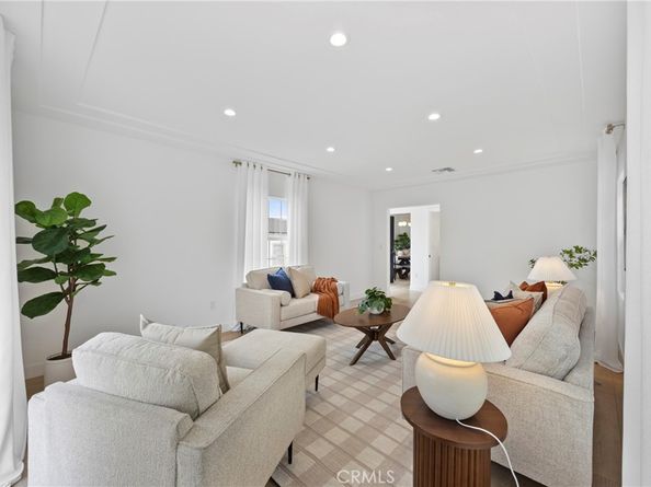 4254 W 58th Place, Los Angeles CA 90043