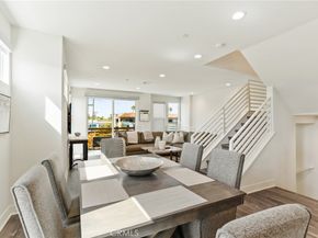 697 W 17th, Costa Mesa CA 92627