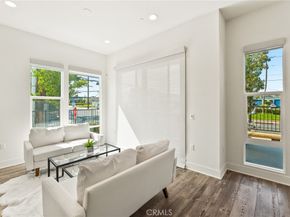 697 W 17th, Costa Mesa CA 92627