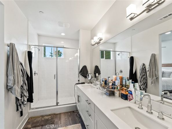 697 W 17th, Costa Mesa CA 92627