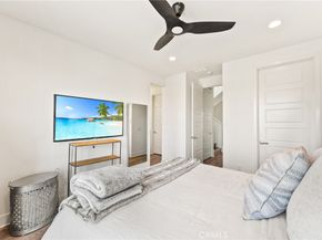 697 W 17th, Costa Mesa CA 92627