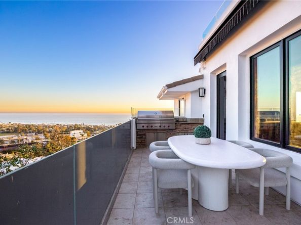 1076 Skyline Drive, Laguna Beach CA 92651