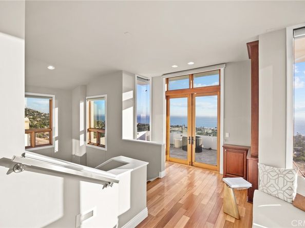 1076 Skyline Drive, Laguna Beach CA 92651