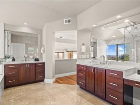 1076 Skyline Drive, Laguna Beach CA 92651