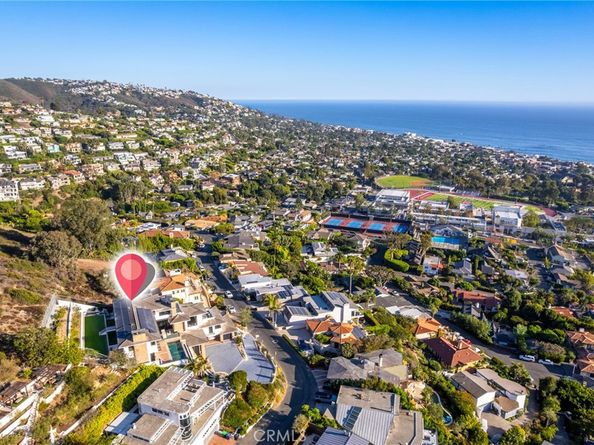 1076 Skyline Drive, Laguna Beach CA 92651