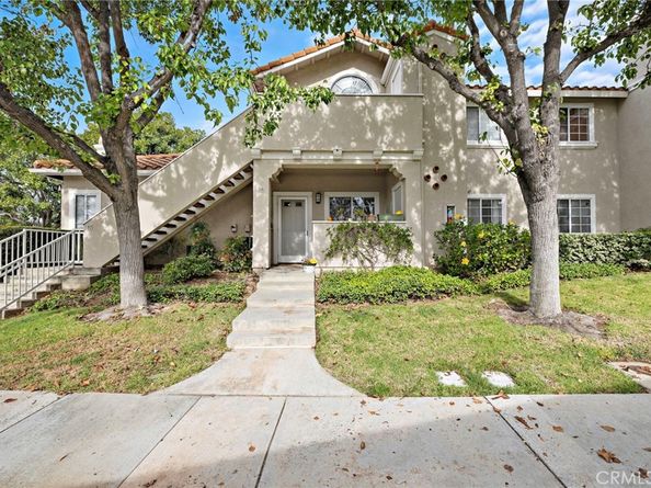 55 Via Cresta, Rancho Santa Margarita CA 92688