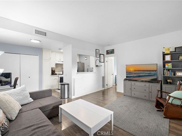 55 Via Cresta, Rancho Santa Margarita CA 92688