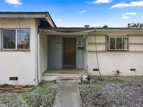 18928 Victory Boulevard, Tarzana CA 91335