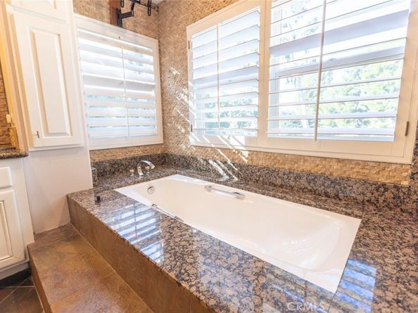 2605 Augusta, Tustin CA 92782