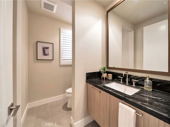 111 Linda Vista, Irvine CA 92618