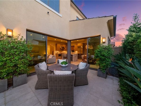 111 Linda Vista, Irvine CA 92618