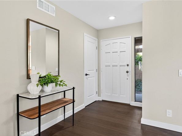 16 Rana 57, Irvine CA 92612