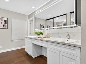 16 Rana 57, Irvine CA 92612