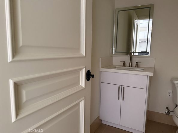 1598 Long Beach 307, Long Beach CA 90813