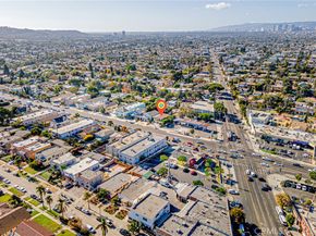 1929 Crenshaw, Los Angeles CA 90016