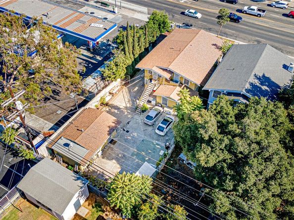 1929 Crenshaw, Los Angeles CA 90016