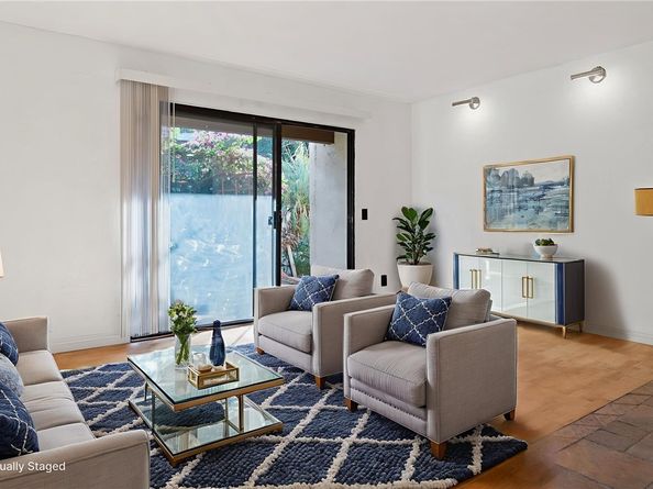 348 Orange Blossom 154, Irvine CA 92618