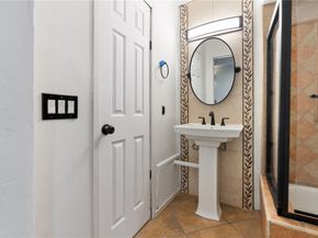 348 Orange Blossom 154, Irvine CA 92618