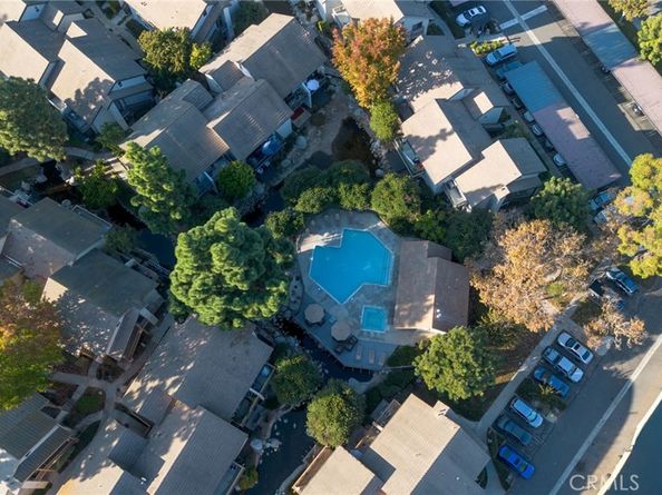 348 Orange Blossom 154, Irvine CA 92618