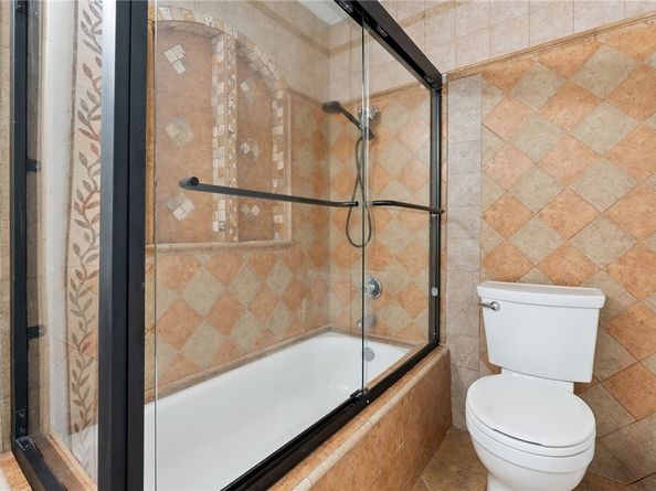 348 Orange Blossom 154, Irvine CA 92618