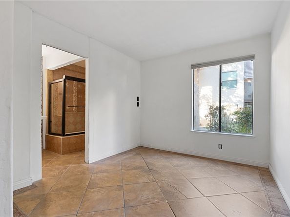 348 Orange Blossom 154, Irvine CA 92618