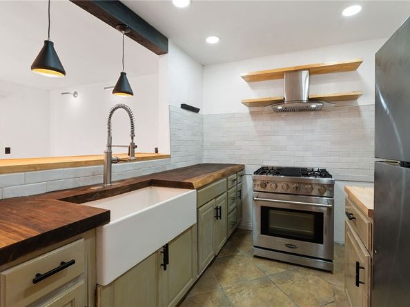 348 Orange Blossom 154, Irvine CA 92618