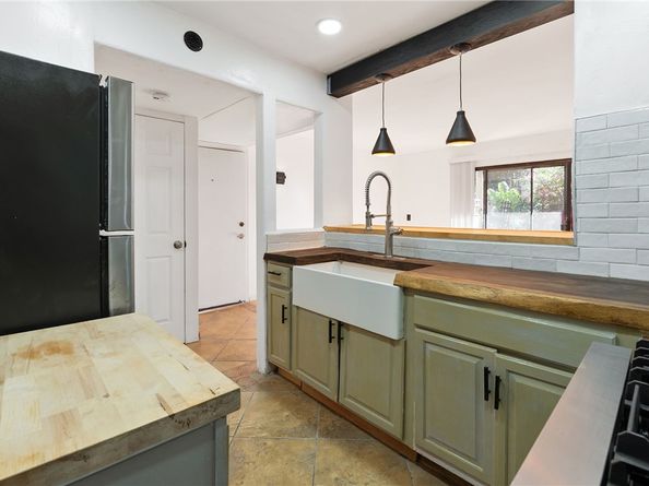 348 Orange Blossom 154, Irvine CA 92618