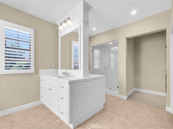 36 Royal Grove, Irvine CA 92620