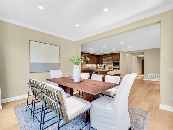36 Royal Grove, Irvine CA 92620