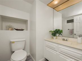 521 18th St, Huntington Beach CA 92648