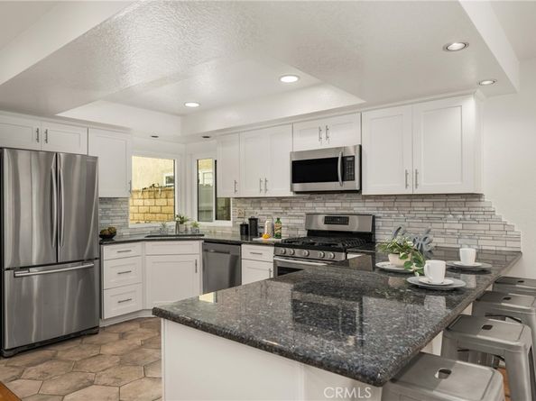 521 18th St, Huntington Beach CA 92648