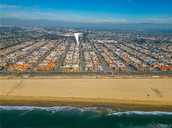 521 18th St, Huntington Beach CA 92648