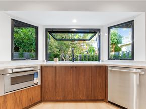 19321 Manor Point Circle, Huntington Beach CA 92648