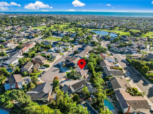 19321 Manor Point Circle, Huntington Beach CA 92648