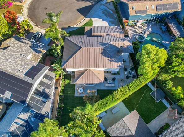 19321 Manor Point Circle, Huntington Beach CA 92648