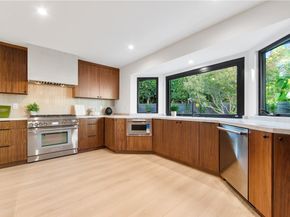 19321 Manor Point Circle, Huntington Beach CA 92648