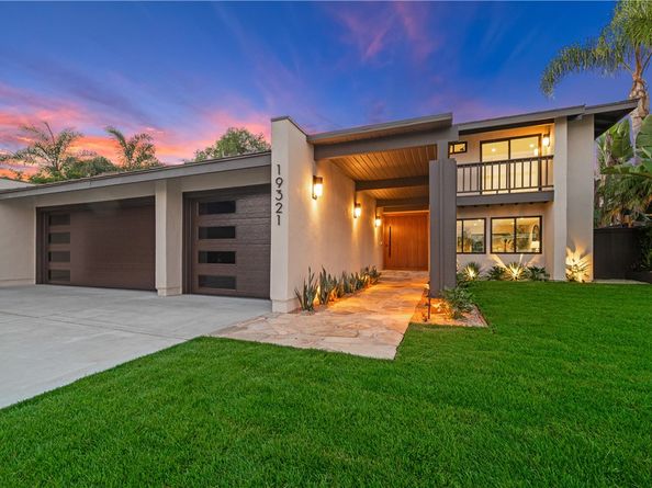 19321 Manor Point Circle, Huntington Beach CA 92648