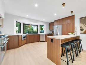 19321 Manor Point Circle, Huntington Beach CA 92648