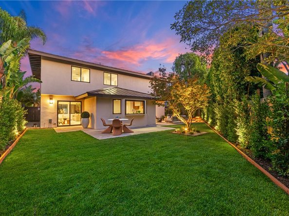 19321 Manor Point Circle, Huntington Beach CA 92648